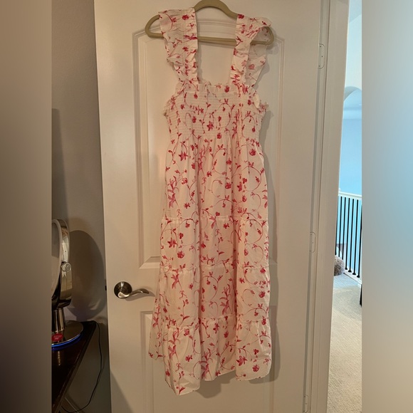 Hill House Dresses & Skirts - Hill House Home The Ellie Nap Dress in Rose Botanical